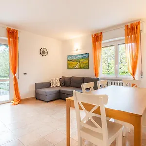  Apartment Casa Lella
